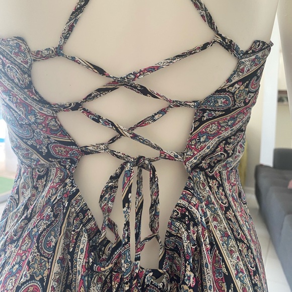 Beautiful Maxi Dress Tie Back - Picture 4 of 5